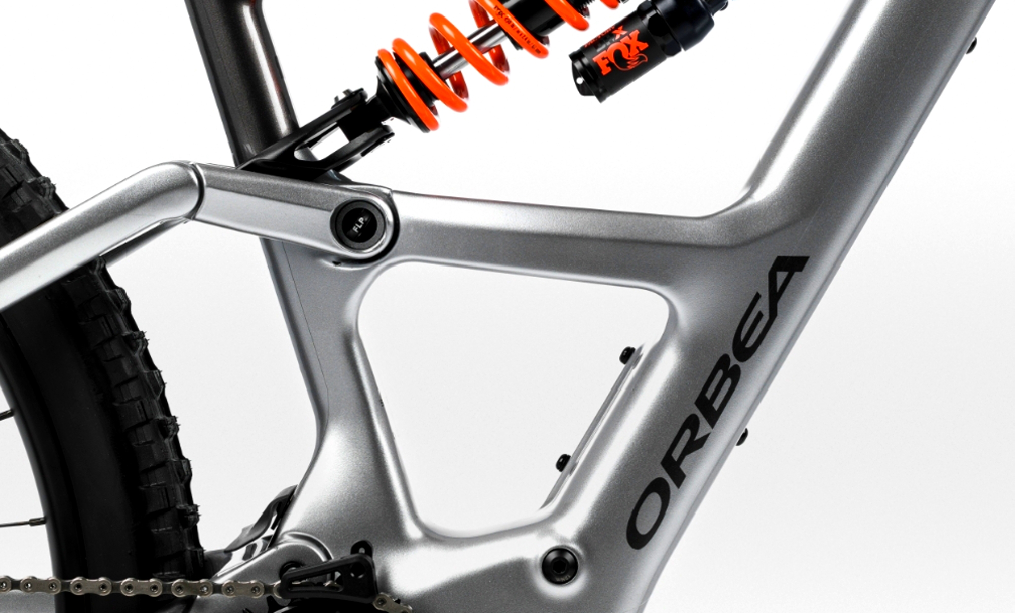 Orbea es la marca y Wild y Rise LT los modelos que enfrentamos.