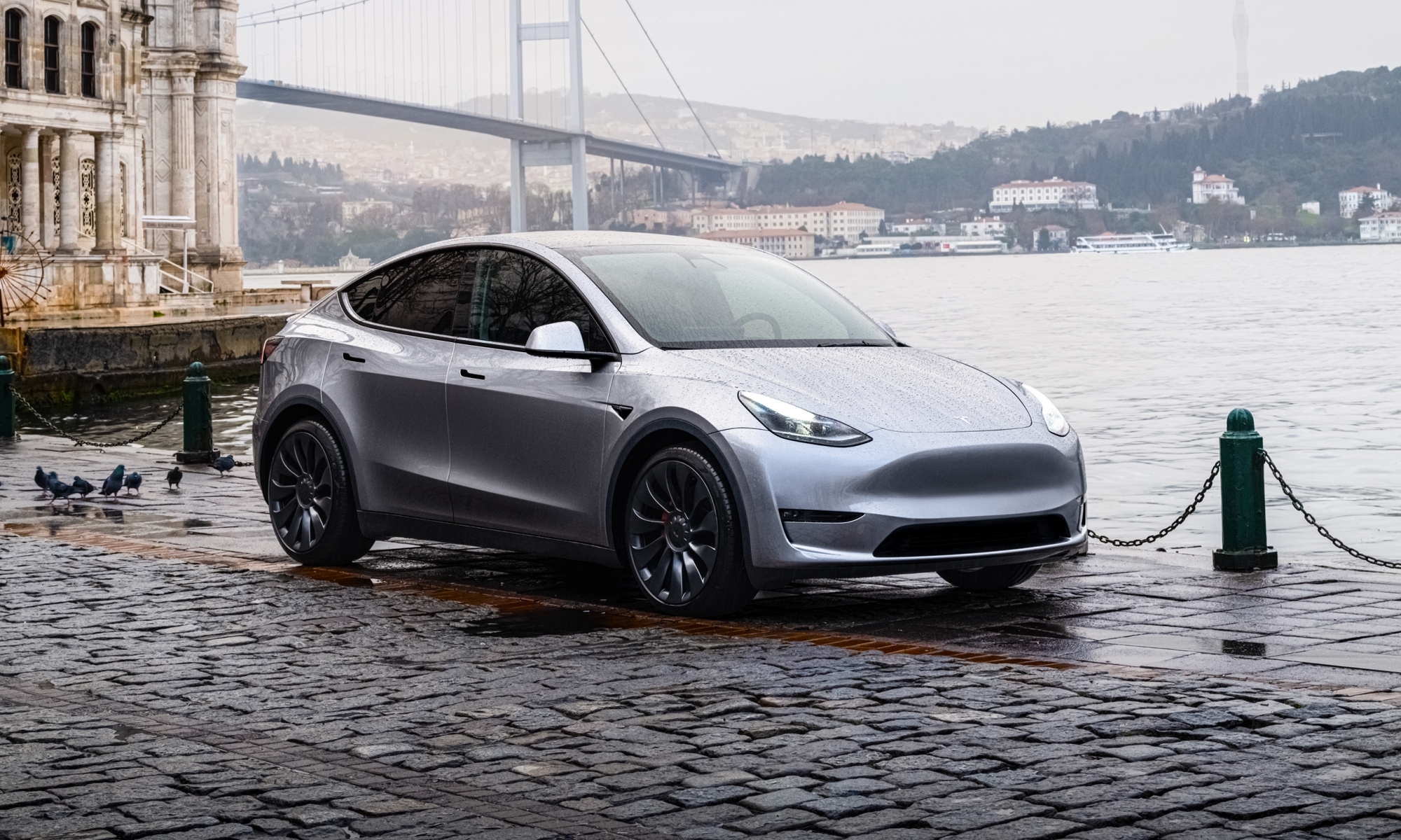 El nuevo Model Y encabeza la lista de los coches eléctricos más esperados de 2025.