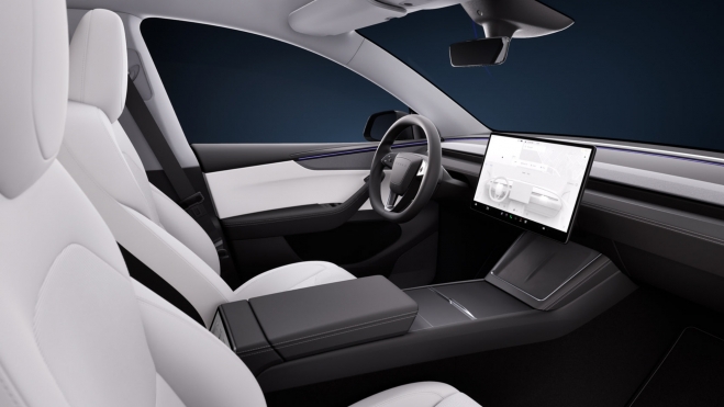 Tesla Model Y 2025 Interior