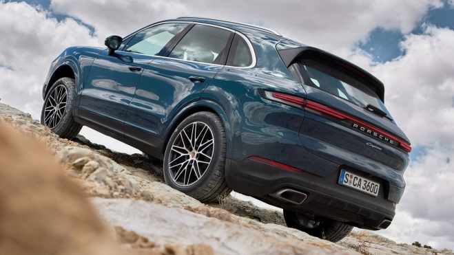 Porsche Cayenne Trasera