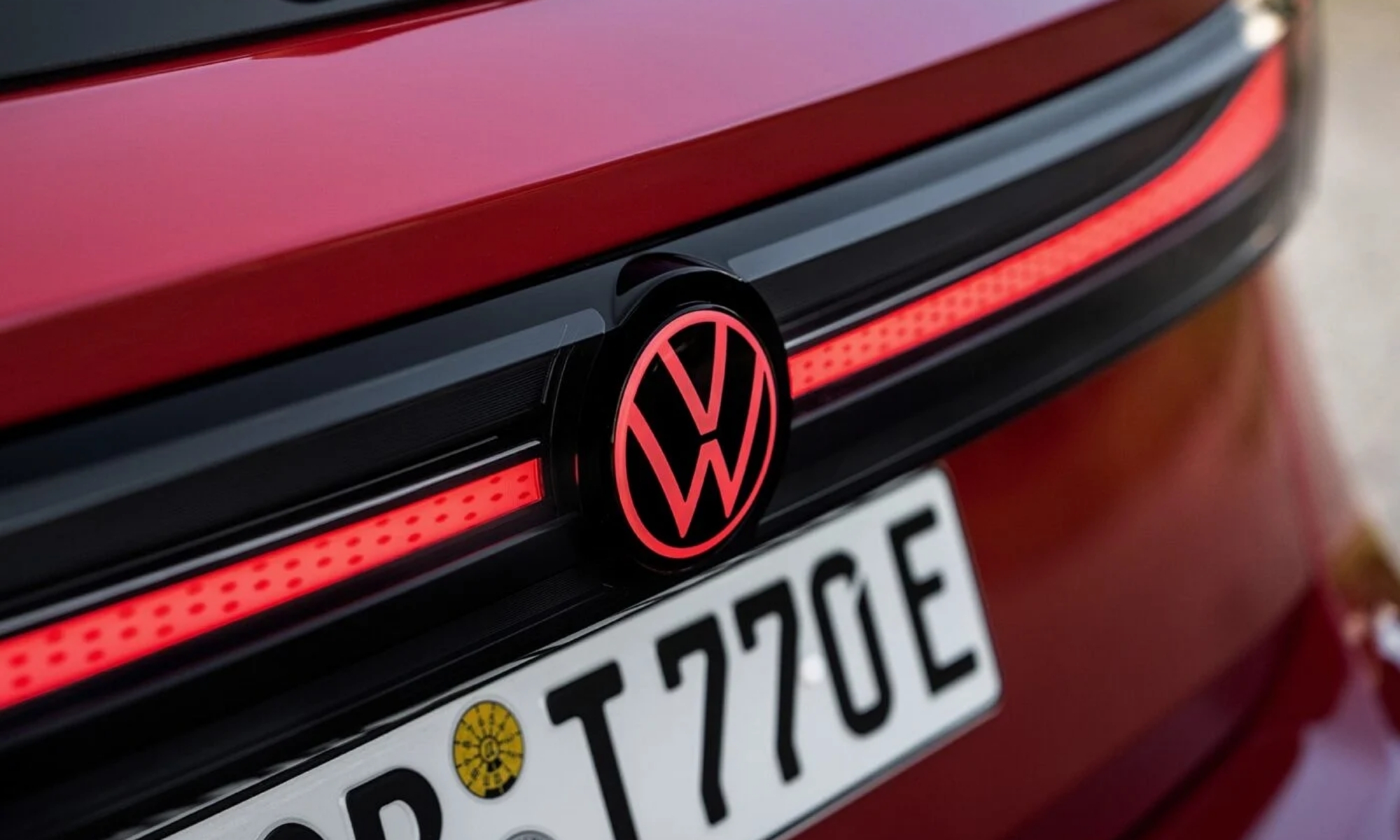 El Grupo Volkswagen vendió en 2024 menos coches eléctricos que en 2023.