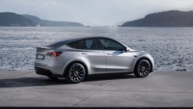 Tesla Model Y Trasera