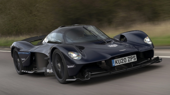 Su primer coche eléctrico podría copiar la experiencia del Aston Martin Valkyrie.