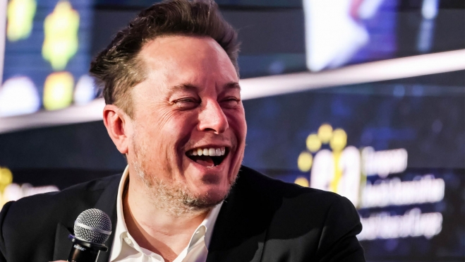 elon musk tesla donlad trump tiro pie coches electricos 3