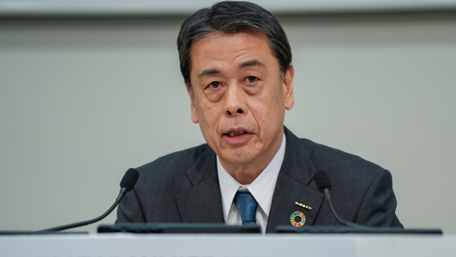 El CEO de Nissan, Makoto Uchida, durante una presentación de resultados en Japón.