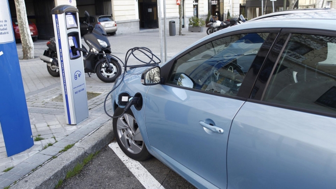 Las ayudas a la compra deben recuperarse cuanto antes para devolver la tranquilidad al sector.