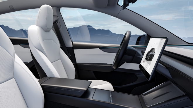 Tesla Model Y 2025 Interior