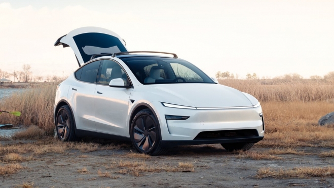 Tesla Model Y 2025 Delantera