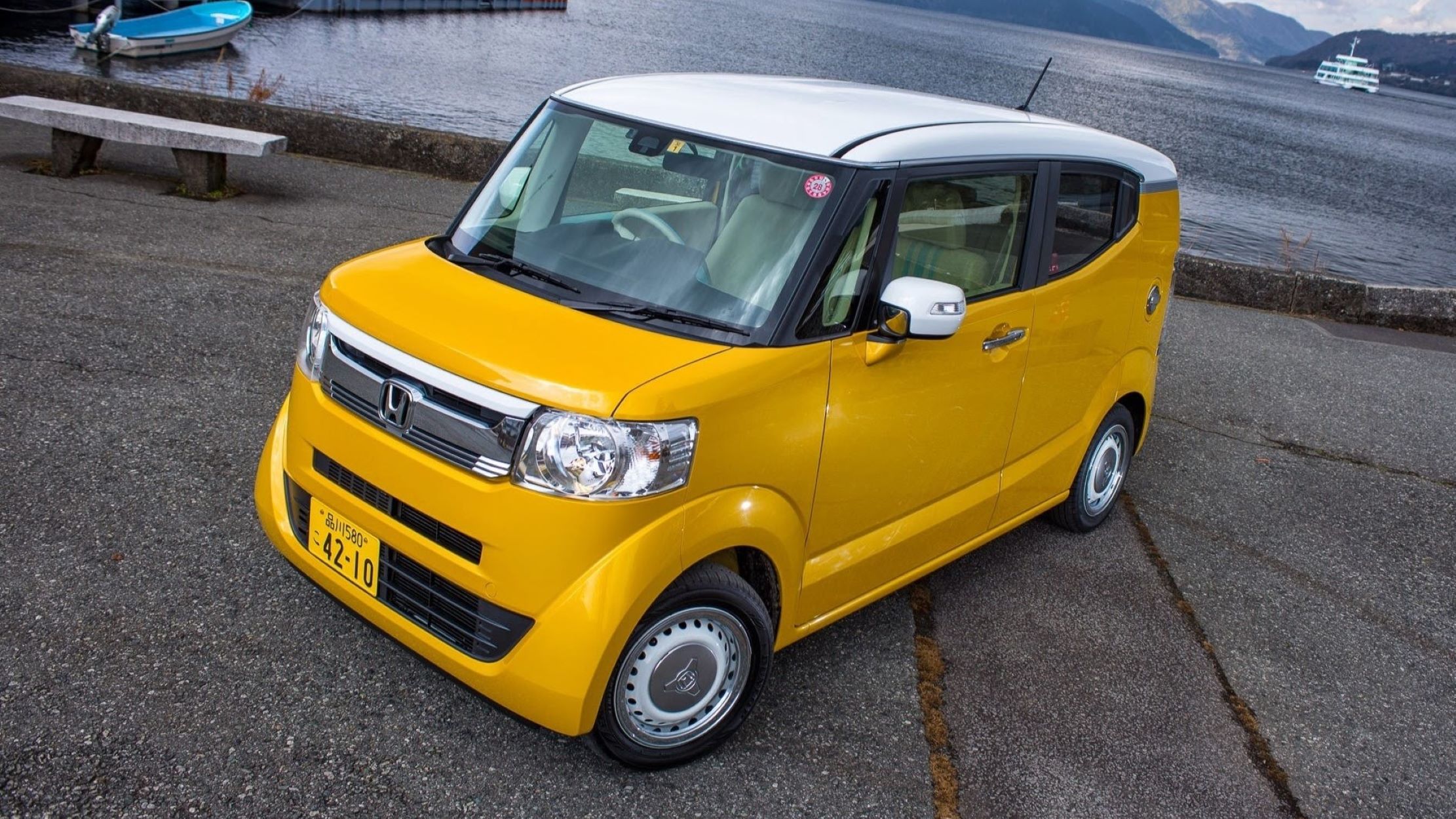 El Honda N Box, el kei-car más vendido en 2023 y 2024 en Japón, es un ejemplo de lo que, según unos investigadores franceses, debería buscar la industria europea.