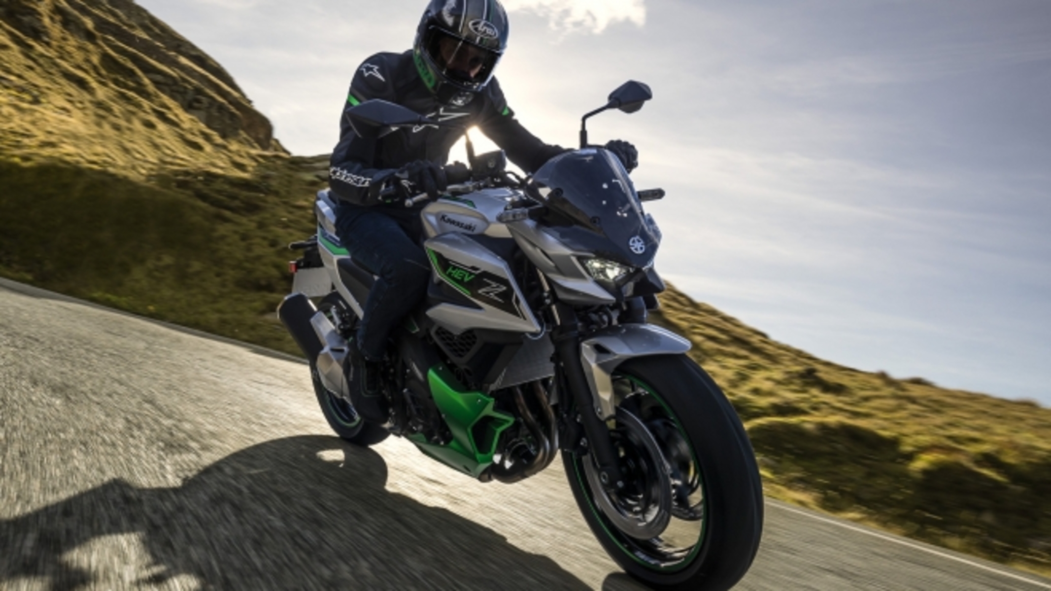 Descuentos de 4.000 euros en dos híbridas de Kawasaki.