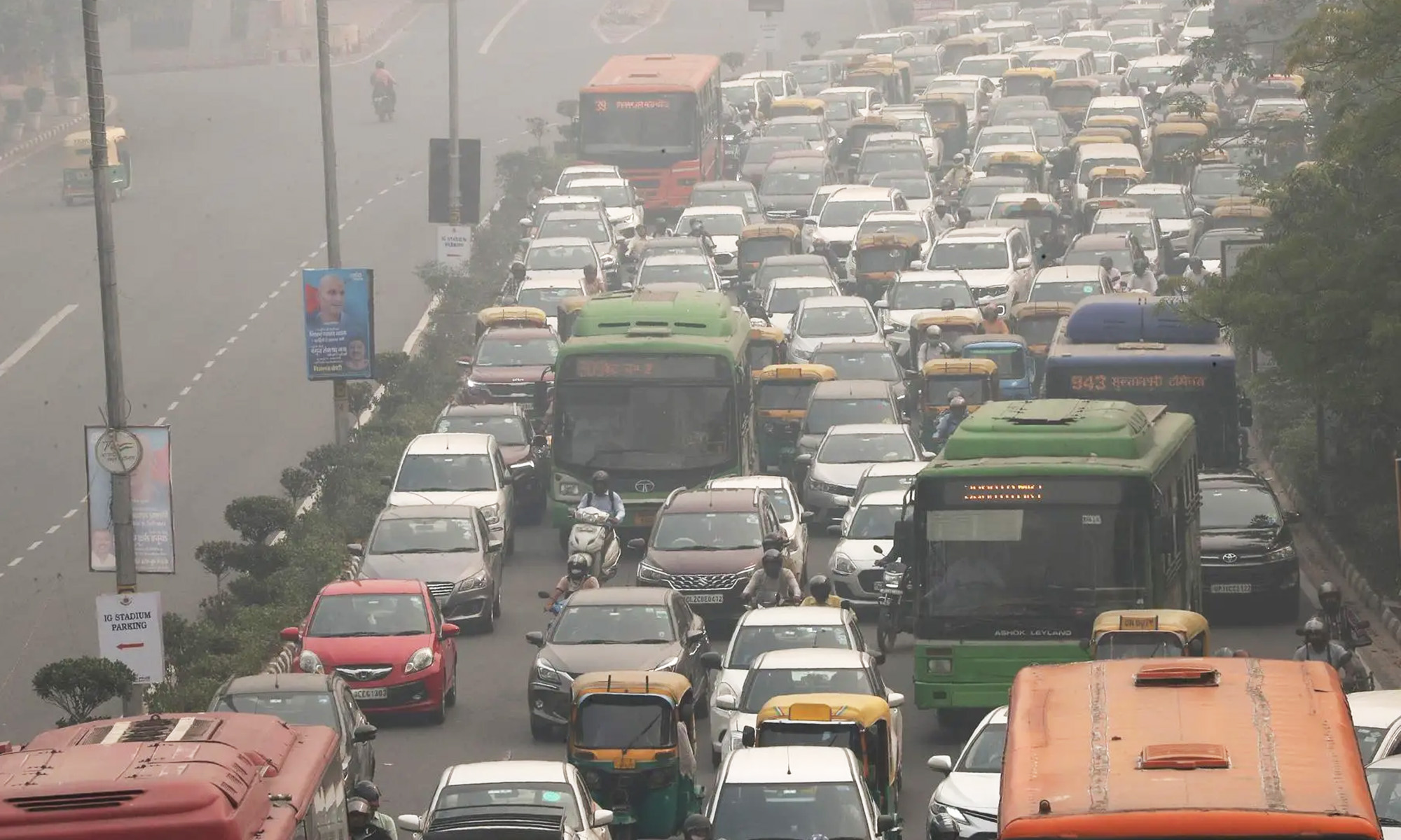 Los niveles de contaminación en la ciudad de Delhi están alcanzando puntos peligrosos para la salud.