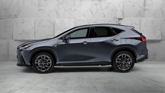 Lexus NX PHEV 2024 Lateral Lexus NX PHEV 2024 Lateral