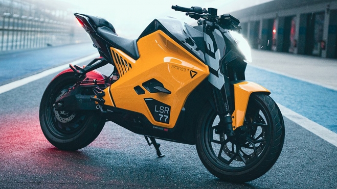 El CEO de Velca asegura que se podrá conducir con el carné de coche. El CEO de Velca asegura que se podrá conducir con el carné de coche.