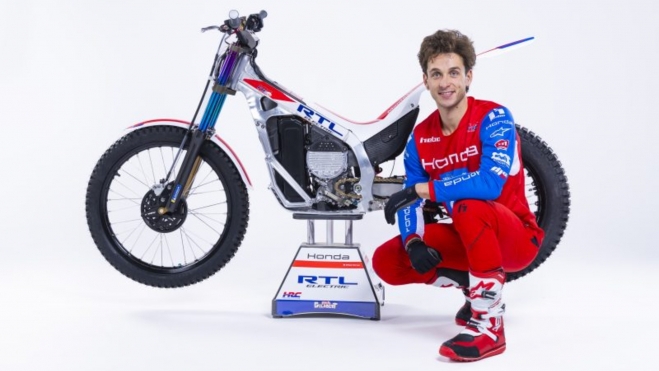 Miquel Gelabert y la Honda RTL Electric.